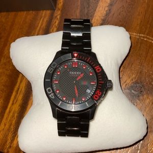 Gucci G-timeless stainless steel 44mm watch